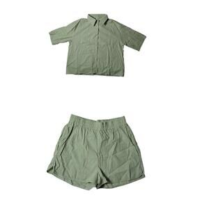 Women's Size M Green Pockets 2 Piece Button Up Shirt & Shorts Set FREE S&H
